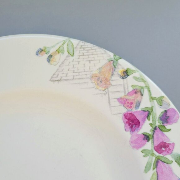 Vintage Pfaltzgraff Cape May Salad Plate Set, Light Purple Floral c.1990s USA - Picture 3 of 9